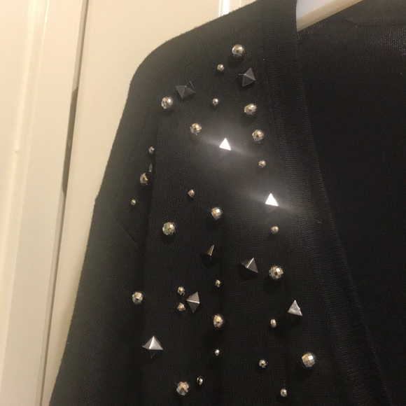 Long sleeve/Black Cardigan - Picture 3 of 5